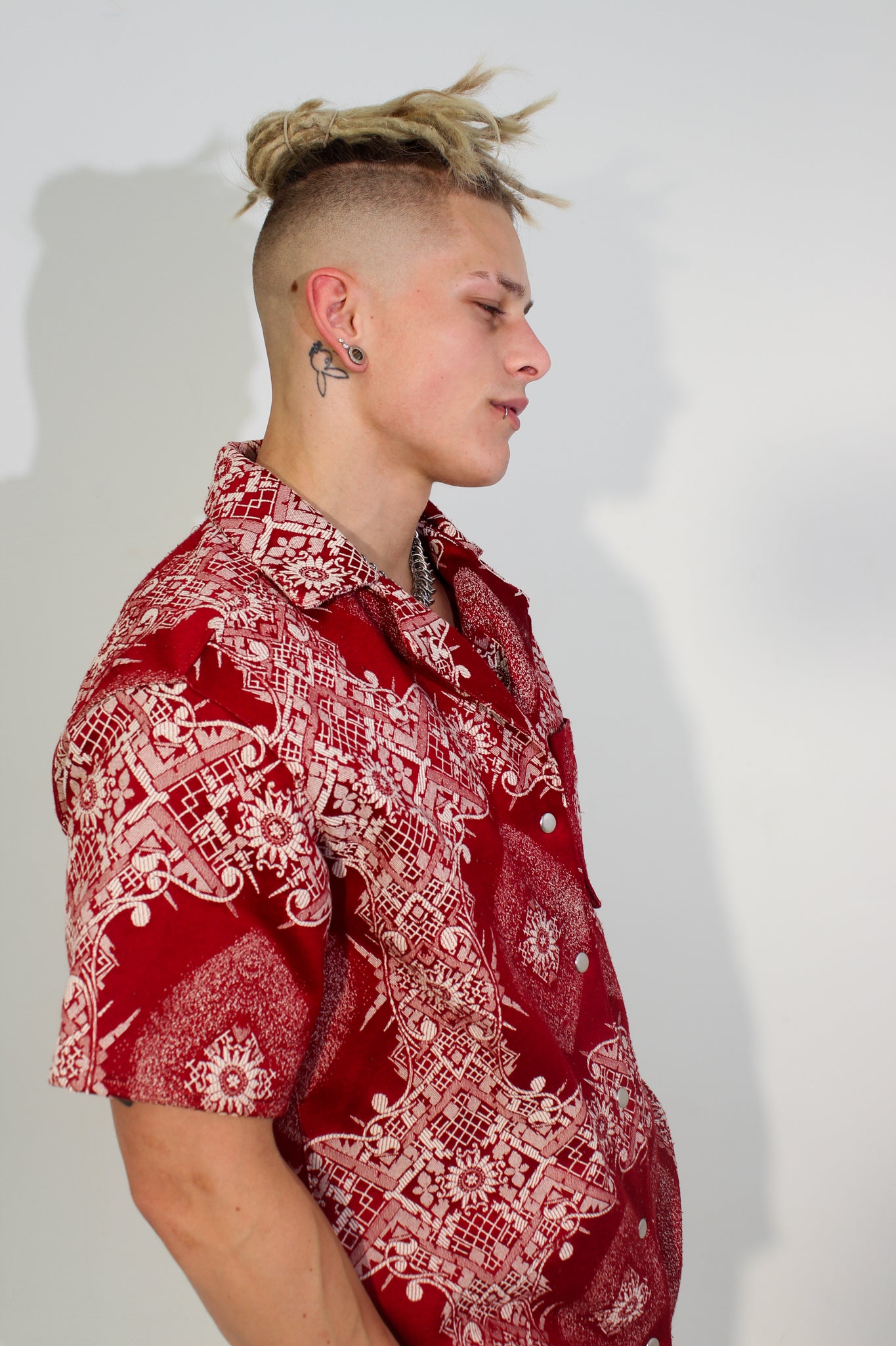 RED TAPESTRY BUTTON UP