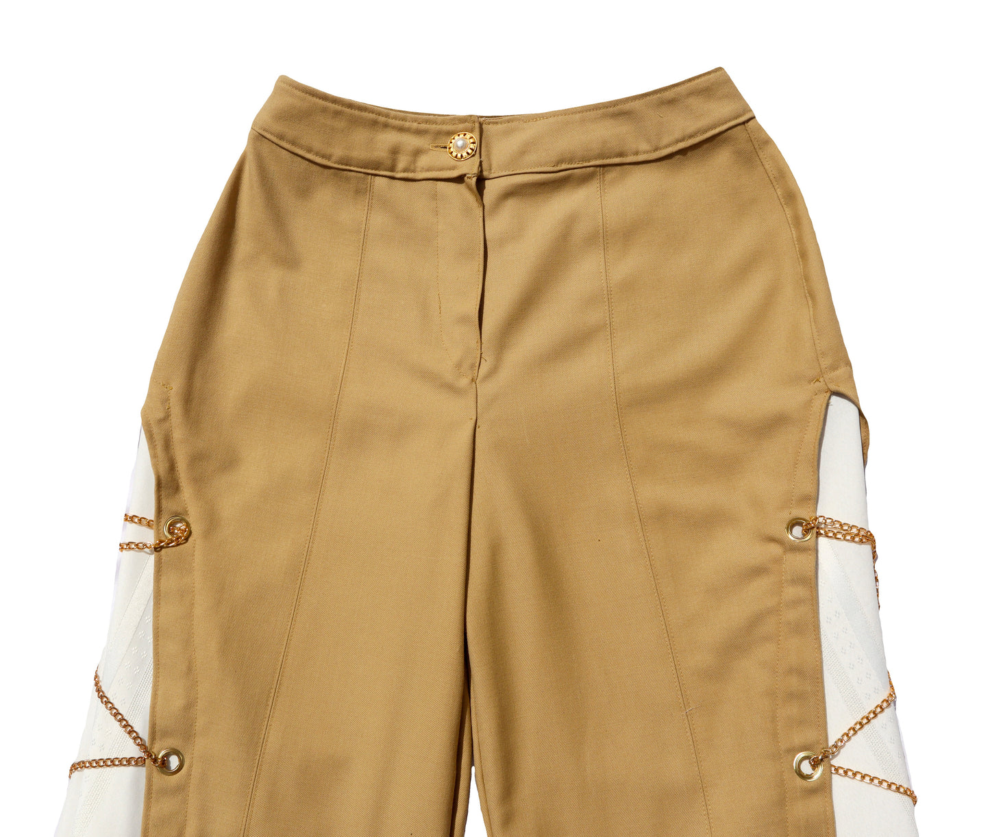 “Split chain” beige pants